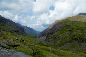 Mountain Road Valley Travel