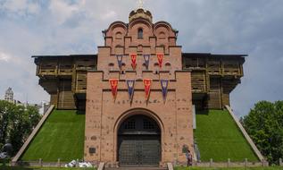 medieval stone fortification