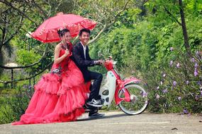 Wedding Girl Creative red dress