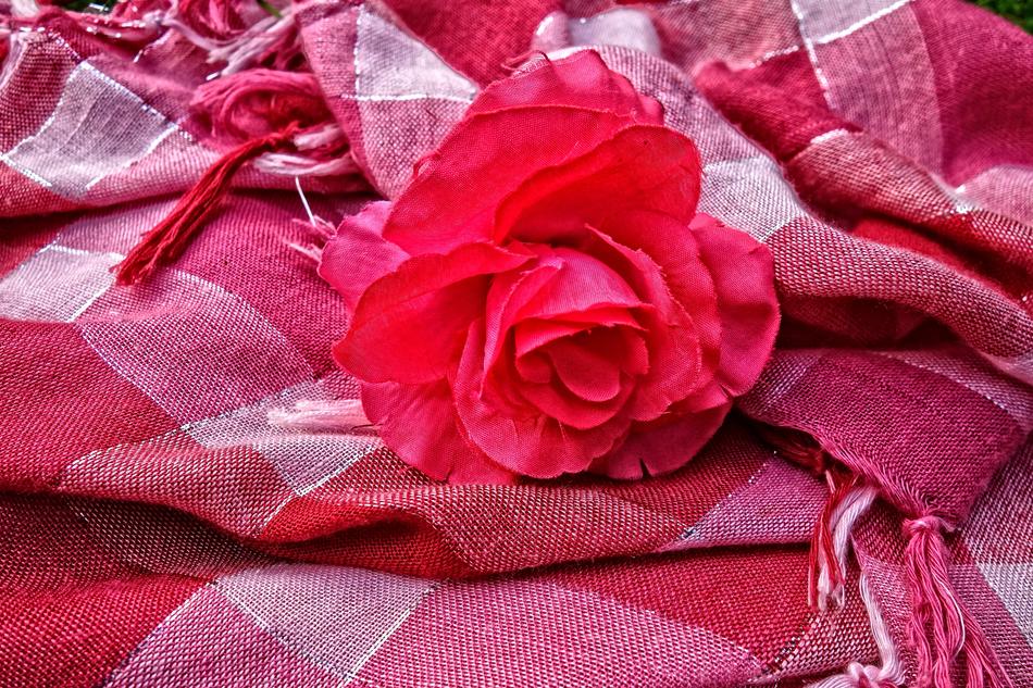 Shawl Fashion Fabric red rose