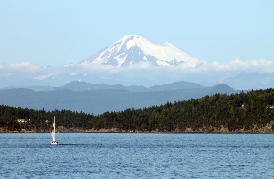 a gorgeous lake with a big mountain