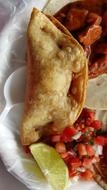 Crispy tacos with vegetables