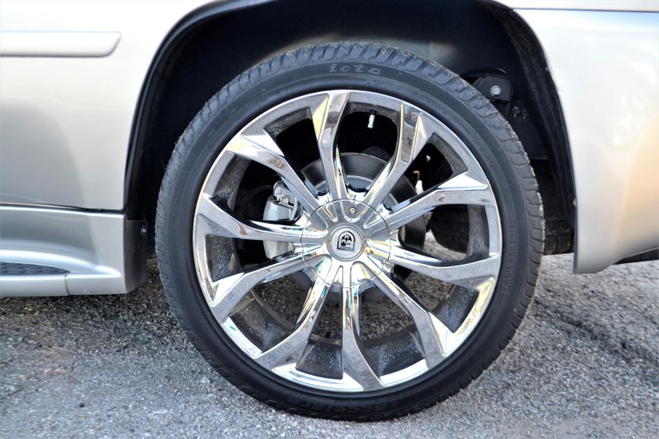 Used Pre-Owned Cadillac Escalade