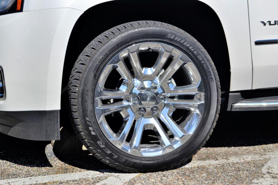Gmc Yukon Truck Wheel Rim Tire