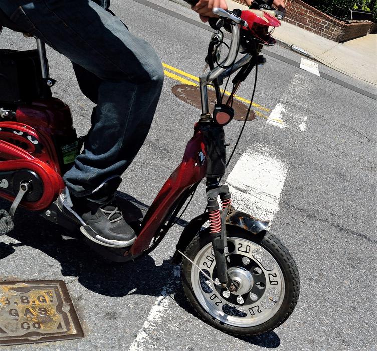 Red Scooter Jeans Sneakers