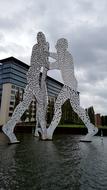 Molecule Man art Berlin Spree