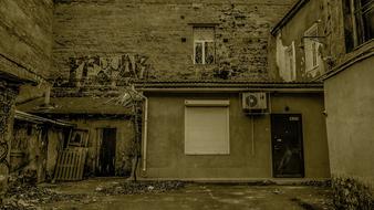 Yard House Door