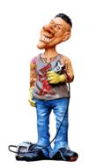 statuette of a tattuet master