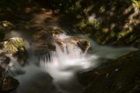 waterfall in the rocksм