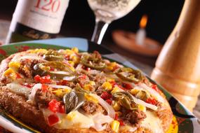 cheesy vegetable pizza