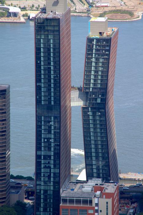 Crooked Building Us