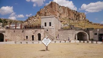 Travel Underground City In