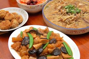 Meat and vegetable dinner