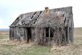 Old Farm House Decay Home