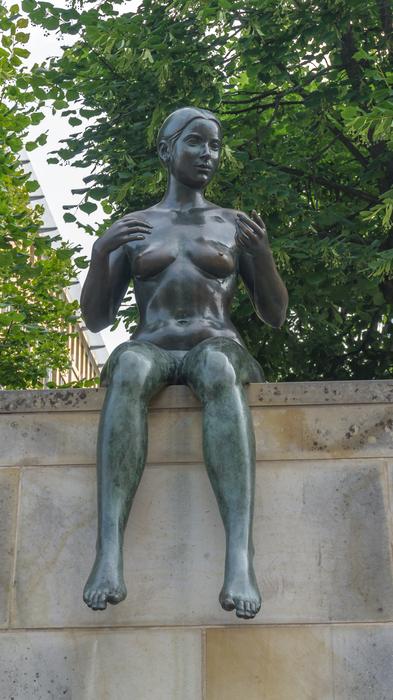 Sculpture in berlin park