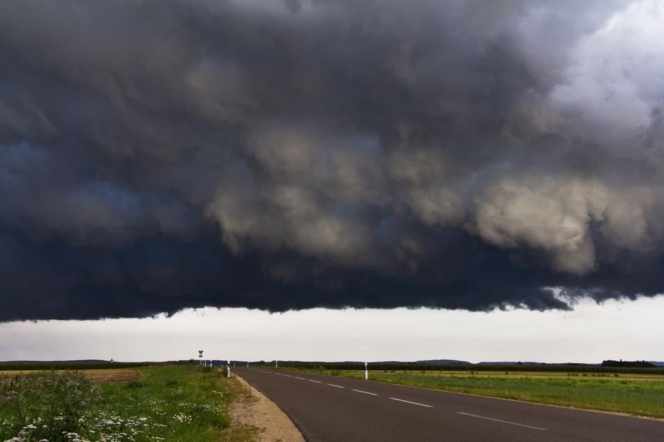 Cumulonimbus Storm Hunting