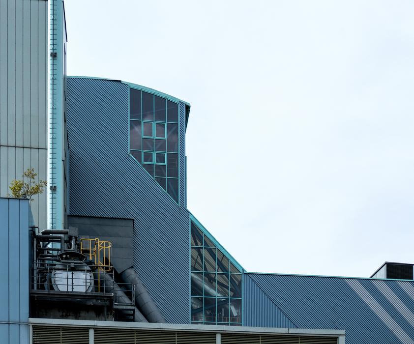 Industrial plant with machines and windows