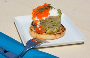 vegetable snack on bread