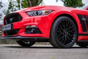 Mustang Gt Red