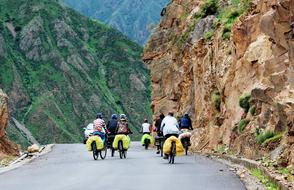 Riding Travel Cycle