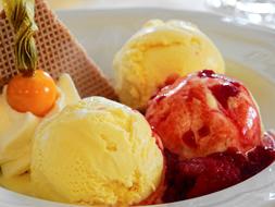 Sweet vanilla ice cream with waffle