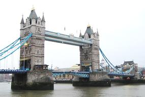 London Bridge Architecture