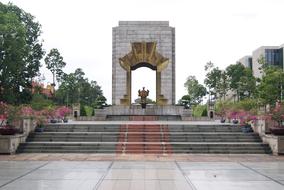 Vietnam Monument hanoi