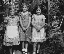 Old Picture Girl black and white