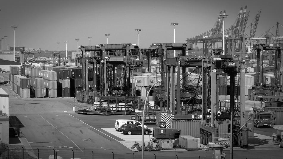 port with boxes