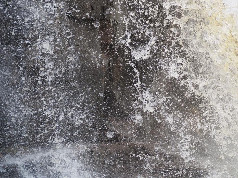splashing water background
