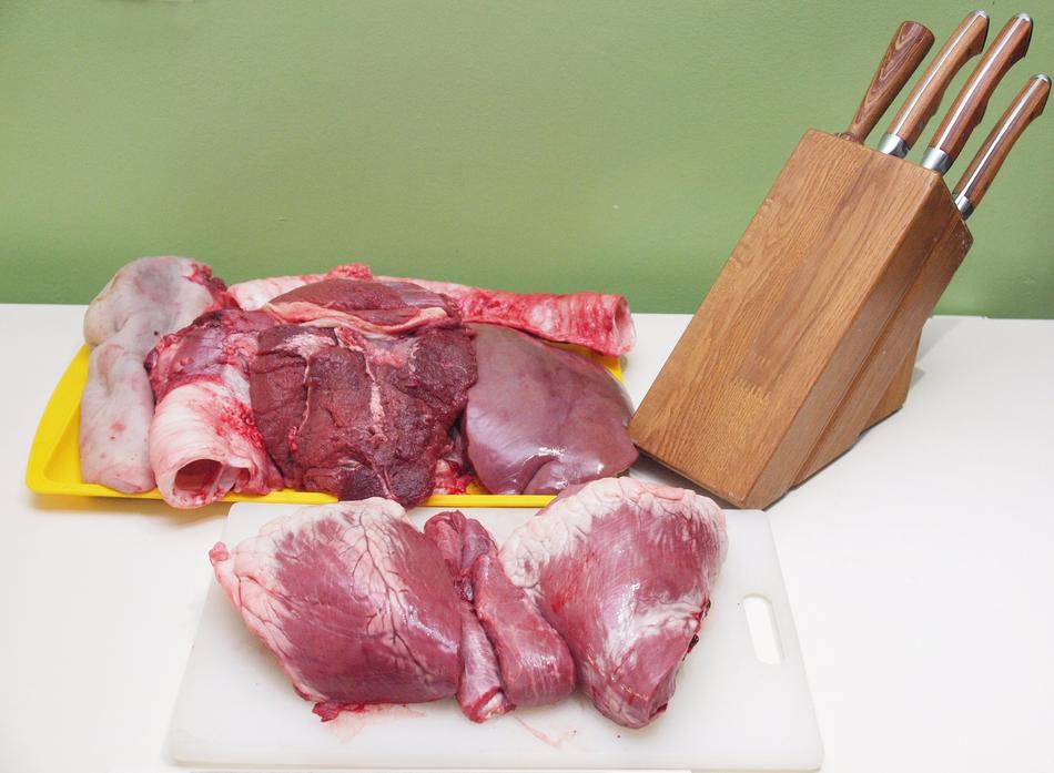 knives near raw meat