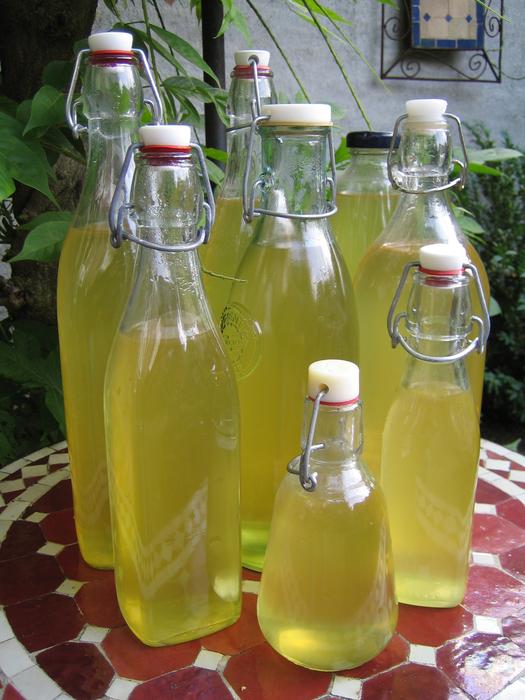 bottled sour lemonade