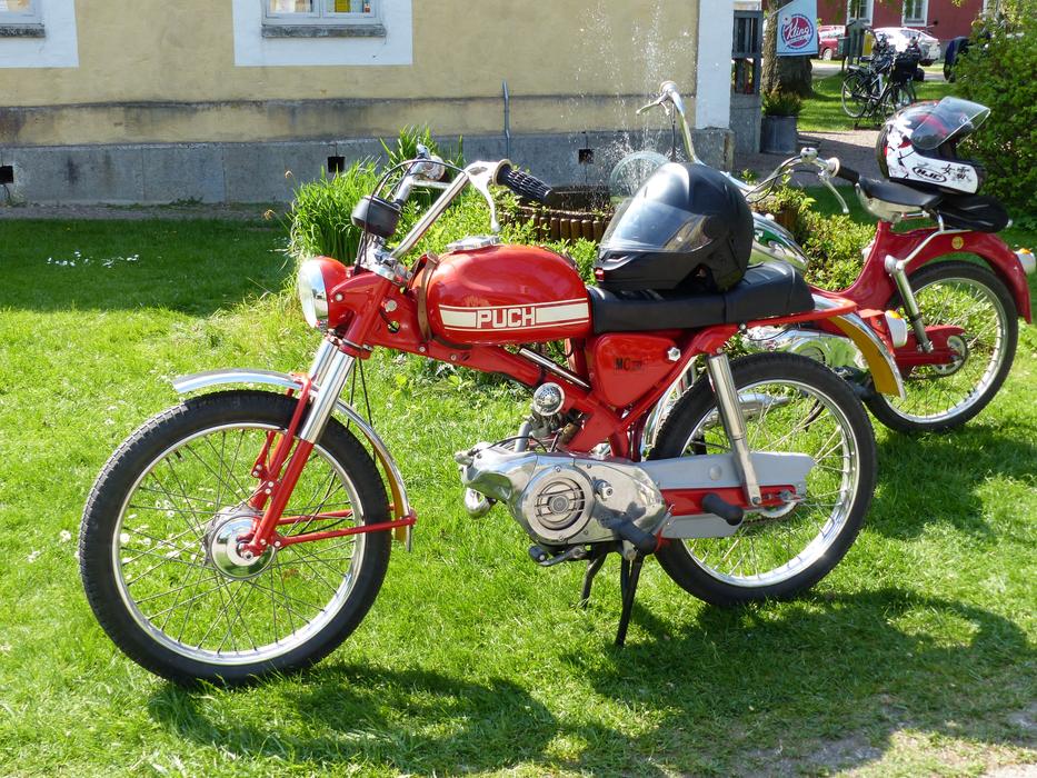 Moped Rally vehicles