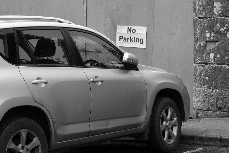 No Parking Auto Ban