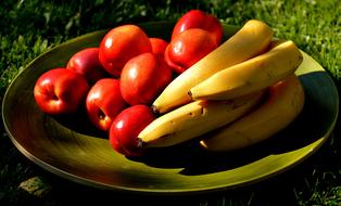 Fresh apples and bananas
