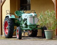 Tractor Agriculture Oldtimer