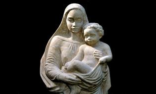 mother child sculpture black background