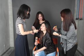 Makeup Girls Studio