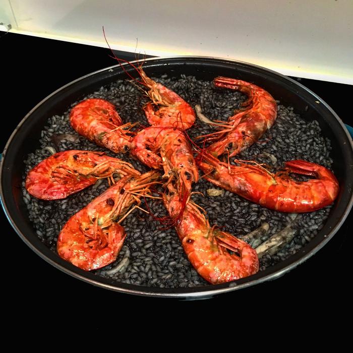 boiled shrimp in water