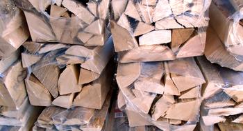 Close-up of the firewood pieces in packages