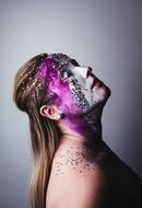 Model purple Makeup