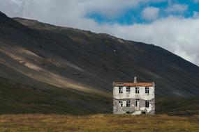 abandoned house on Highland Mountain