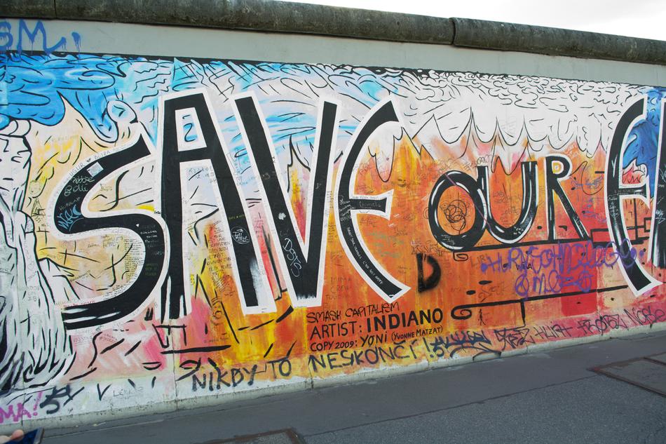 Wall Berlin Graffiti