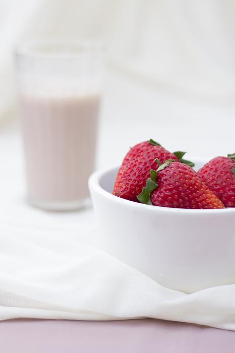 strawberries in a white plate