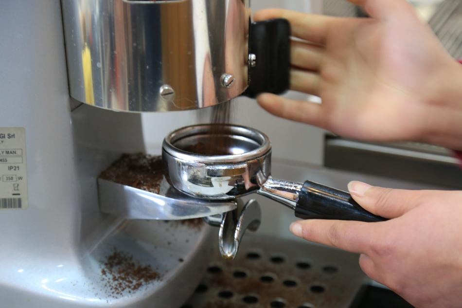 making aromatic coffee