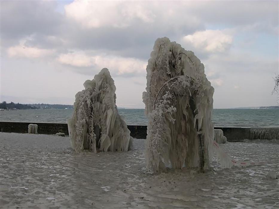 cold sculptures are beautiful