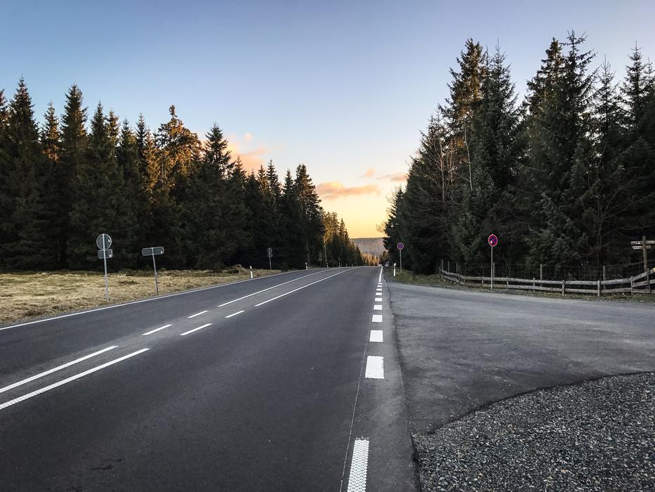 Road Away Mountain