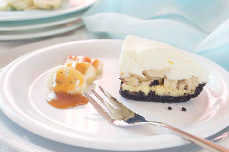 cream cake on a fork
