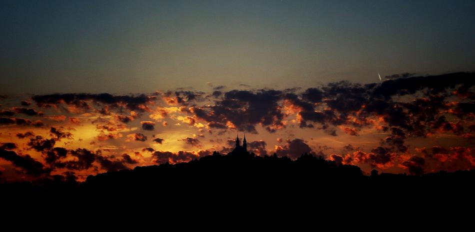 sunset in cloudy landscapes