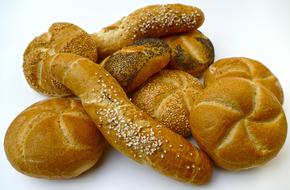 Crunchy sweet pastries